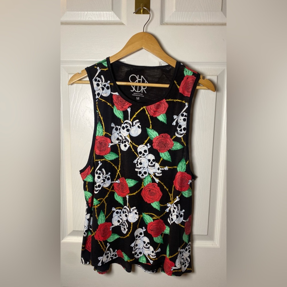 Chaser | Medium Skull Floral‎ Rose Print Tank Top